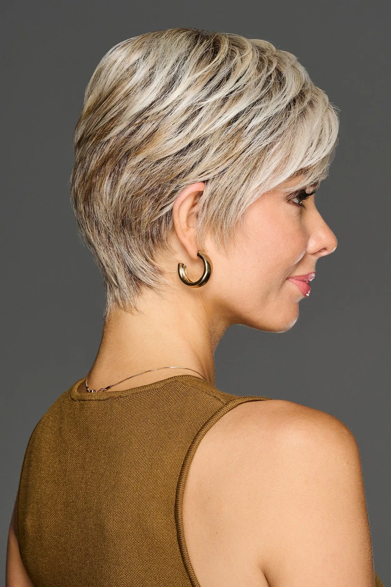 Accessories_Gabor_Wigs Jaw Dropper
