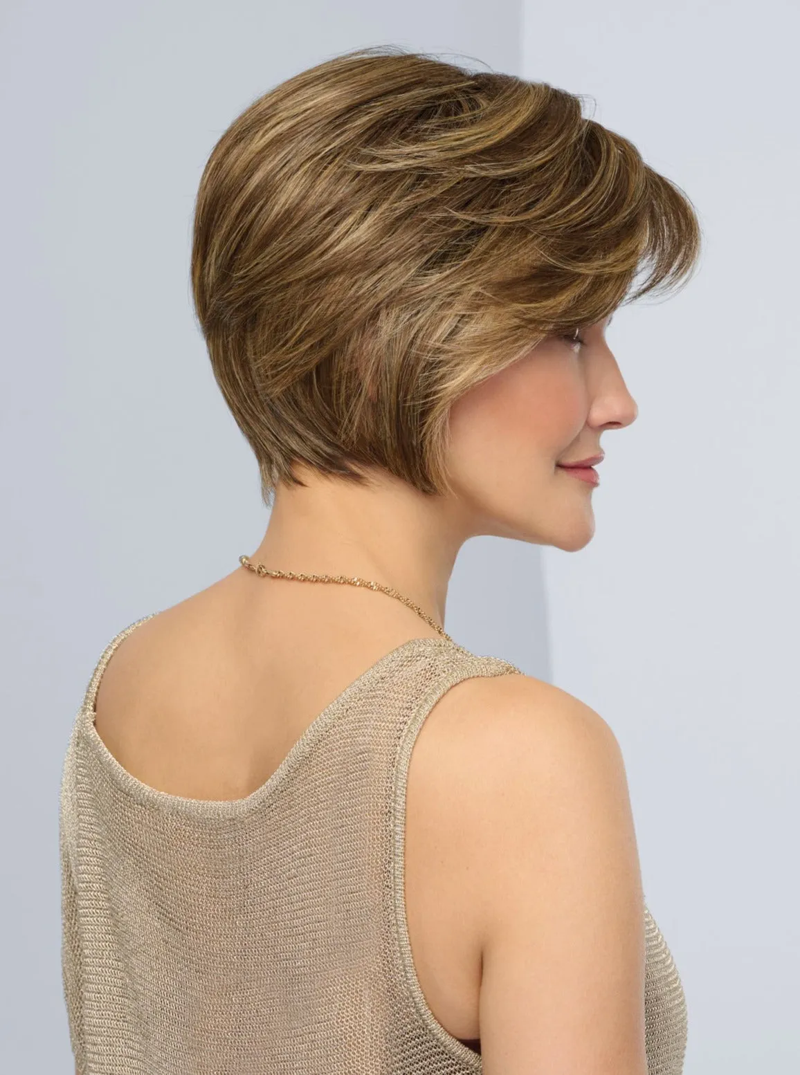 Accessories_Raquel Welch_Wigs Born To Shine