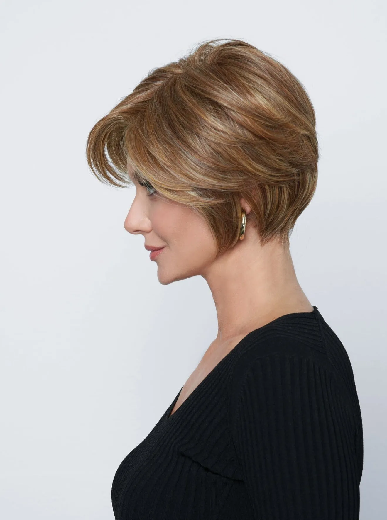 Accessories_Raquel Welch_Wigs Born To Shine